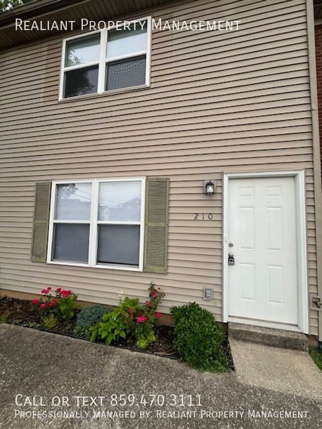 Foto del edificio - 210 Coburn Dr