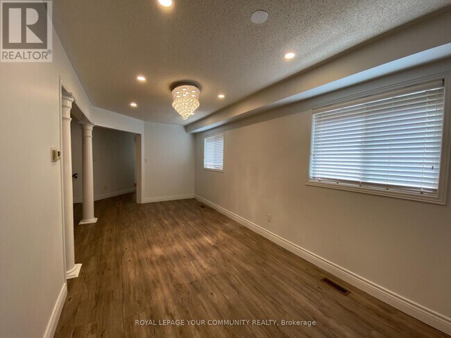 Building Photo - 5818 Rainberry Dr