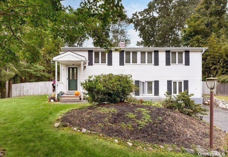 Primary Photo - 25 Woodchuck Ln
