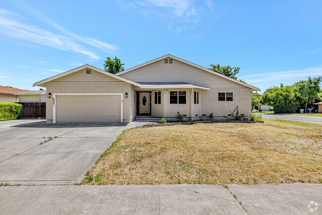 Building Photo - 6941 Golf View Dr