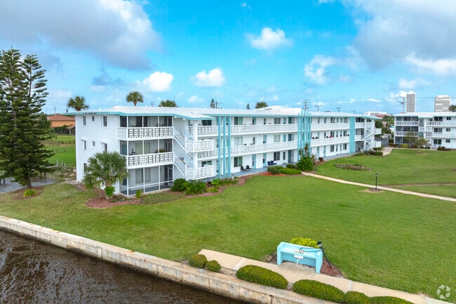 Daytona Beach Harbour