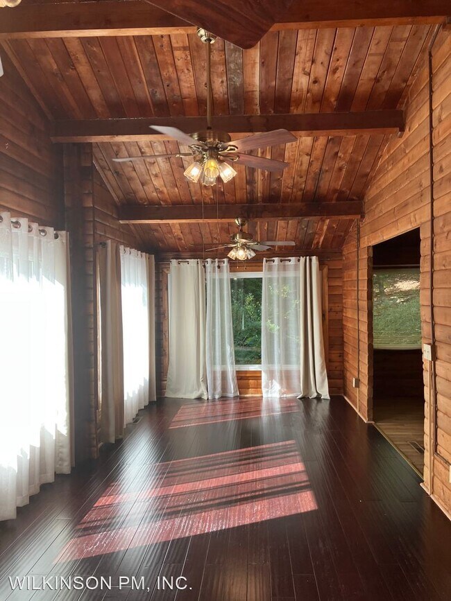 Building Photo - 3 br, 2 bath House - 645 Red Rock Trail
