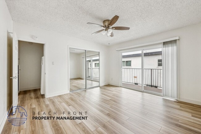 Building Photo - Newport Terrace Apartments