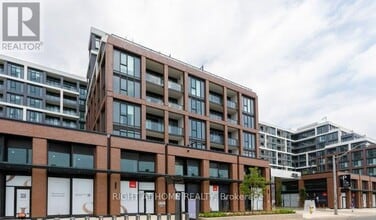 Building Photo - 858 Dupont St