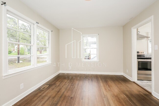 Building Photo - Cozy 3-Bedroom Home in High Point, NC with...