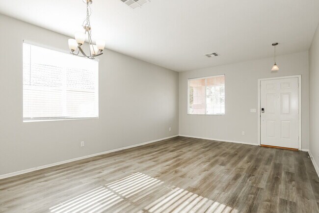 Foto del edificio - 10375 W Monte Vista Rd