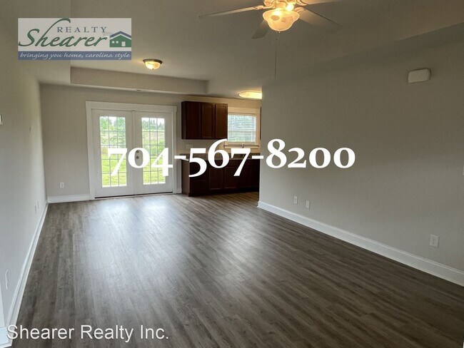 Foto del edificio - 3 br, 2 bath House - 3538 Johnston Oehler ...