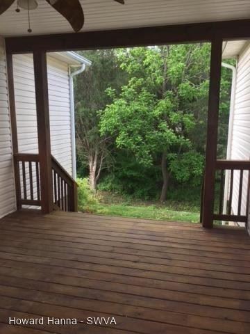 Building Photo - 3 br, 2.5 bath House - 68 Trimmer Trail