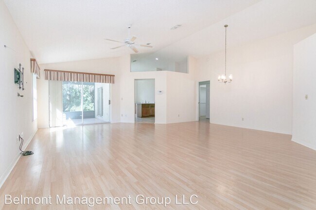 Foto del edificio - 3 br, 2 bath House - 418 MacGregor Rd,