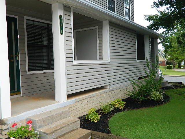 Building Photo - 306 Fairway Cir