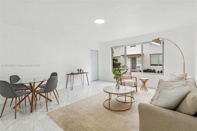 Foto del edificio - 740 82nd St