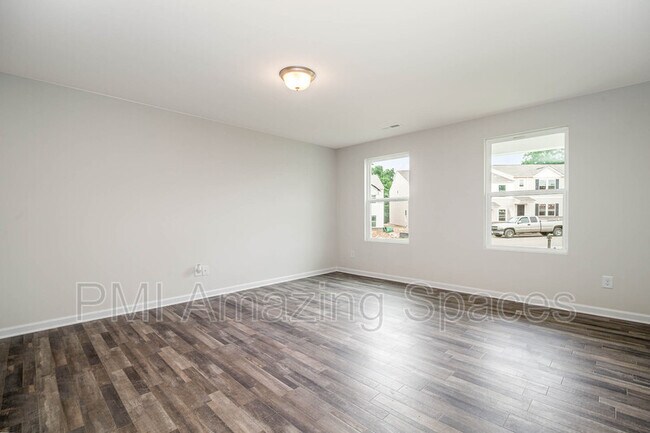 Building Photo - 282 Winston Ln