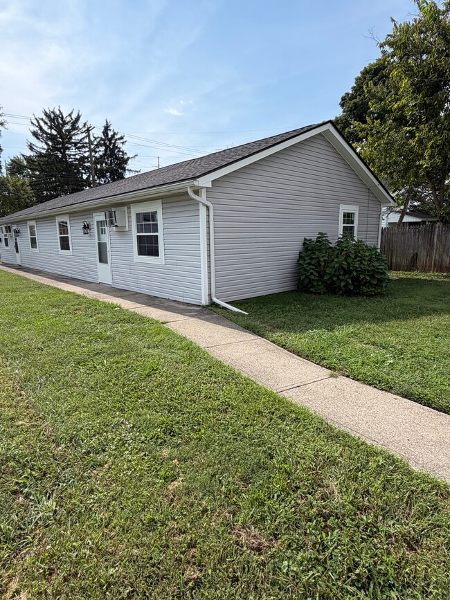 Building Photo - 1122 Minor Ave