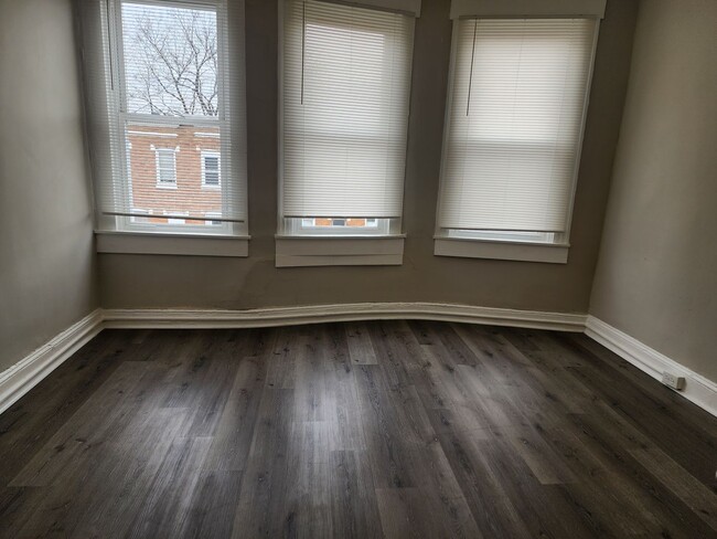 Foto del edificio - Spacious 3 Bedroom Home  In West Baltimore