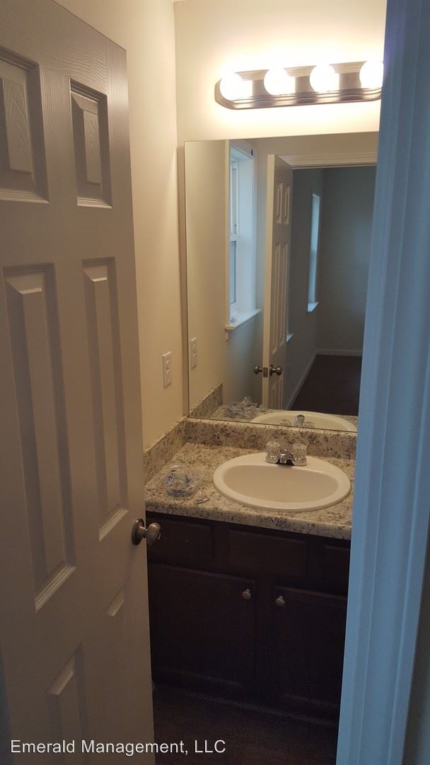 Foto del edificio - 2651 Parkside Way