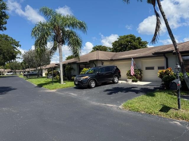 Foto del edificio - 4861 Equestrian Rd