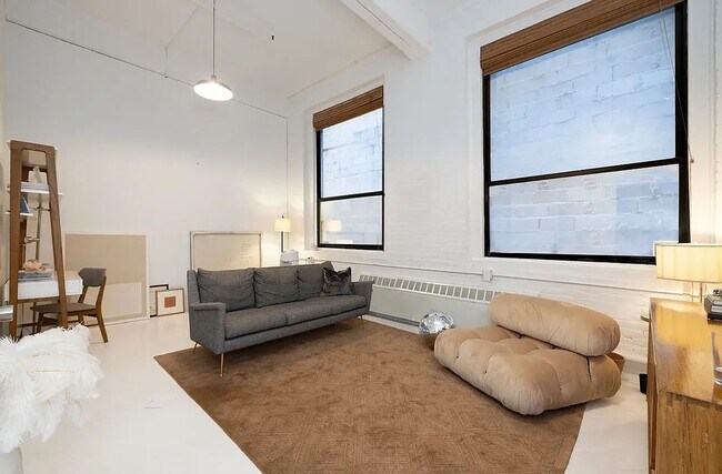 Building Photo - 57 Jay Street
