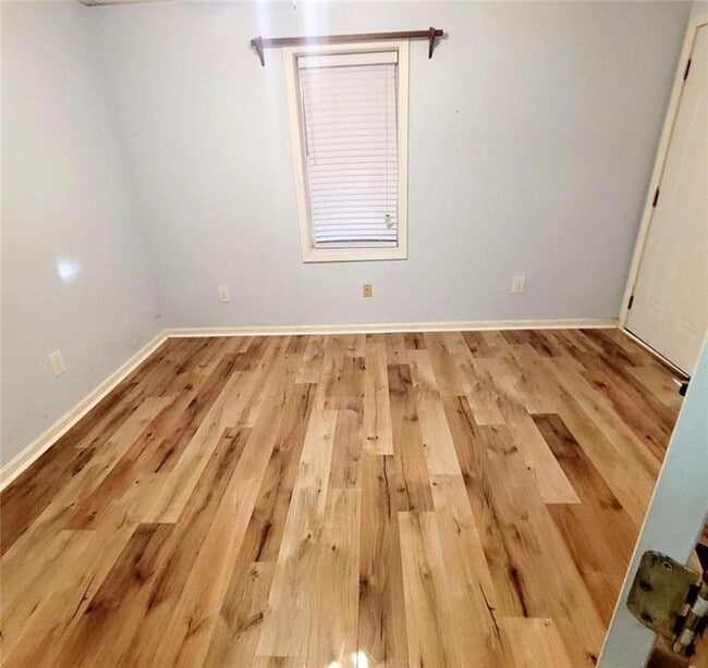 Foto del edificio - 1130 Lee Whatley Dr