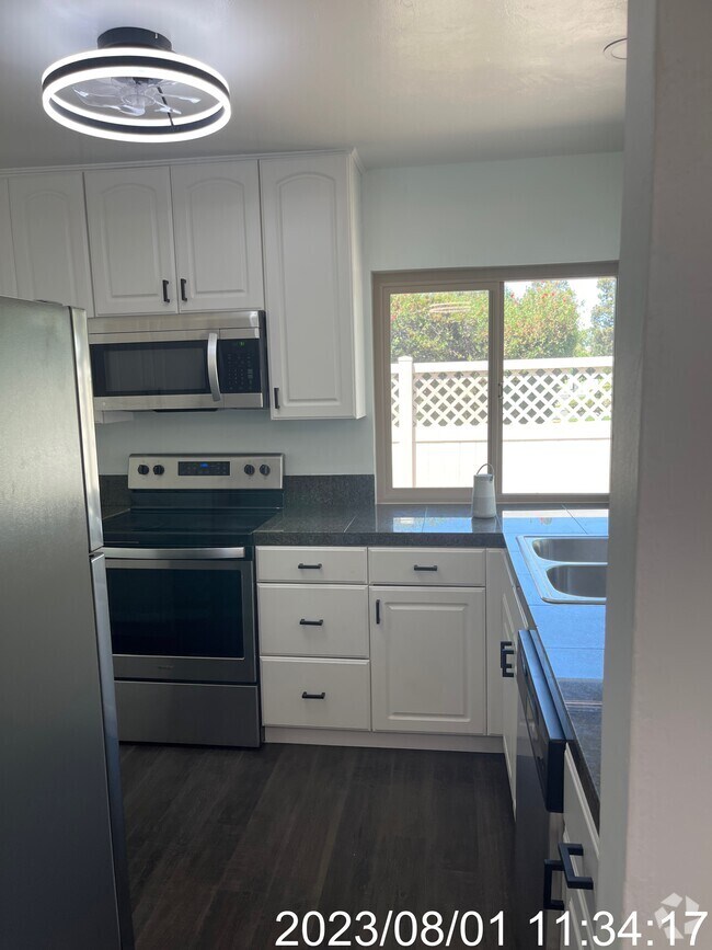 Smoketree Glen Apartments under 1,500 Escondido, CA 1 Rentals