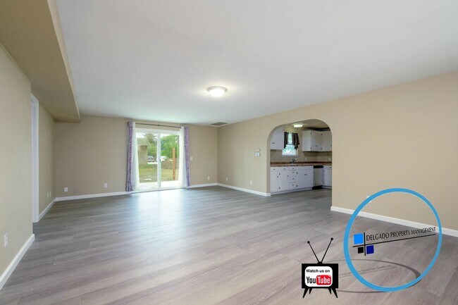 Building Photo - American Canyon two bedroom single story