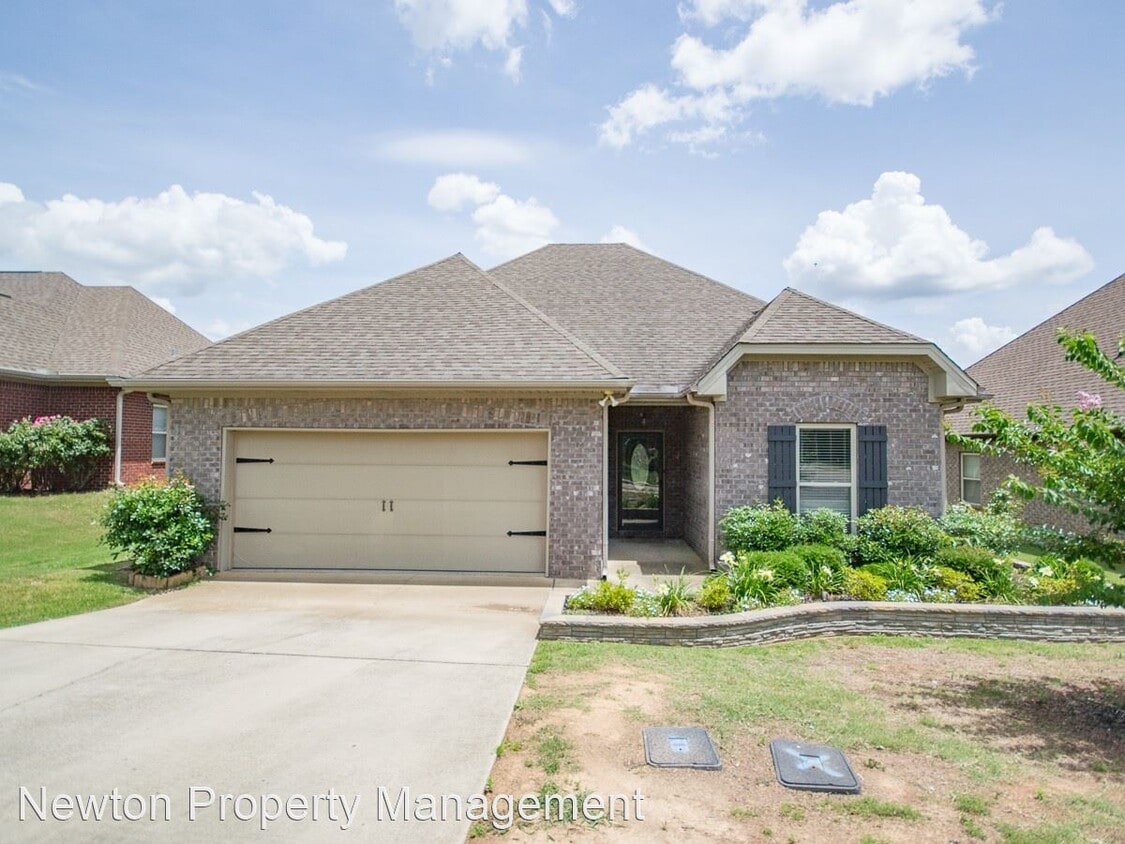 Primary Photo - 3 br, 2 bath House - 14358 Birkdale Circle