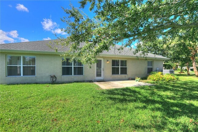 Foto del edificio - 113 Drake Way