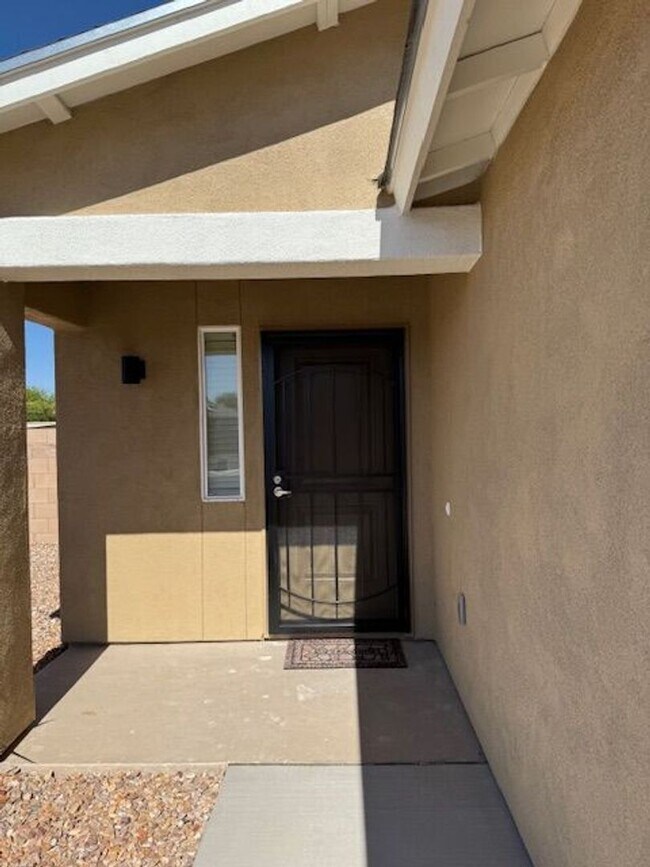 Foto del edificio - 2429 S Clovis Place-