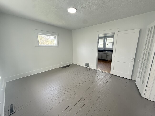 Foto del edificio - 726 Baldwin Ave