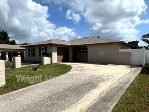 Building Photo - 1403 Stonehaven Way