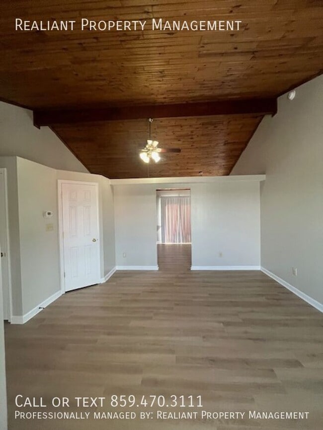 Building Photo - 310 Outrider Way