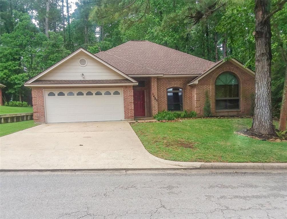 1455 River Oaks Dr, Huntsville, TX 77340 House Rental in Huntsville