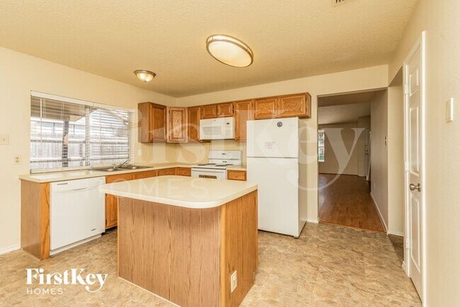 Foto del edificio - 4231 Glen Ridge Dr