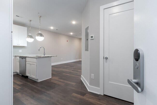 Foto del interior - Germantown Square