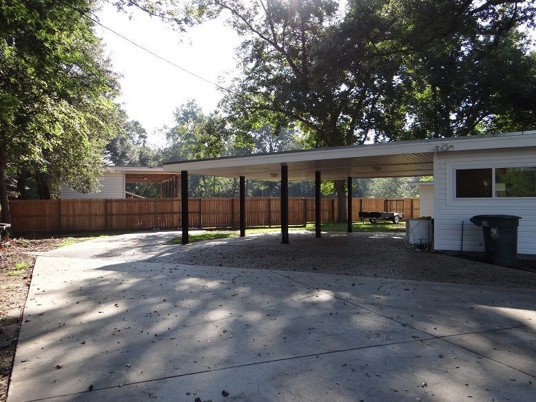Building Photo - 450 North Major Dr.