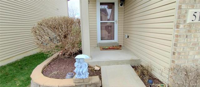 Foto del edificio - 513 Country Cir Dr