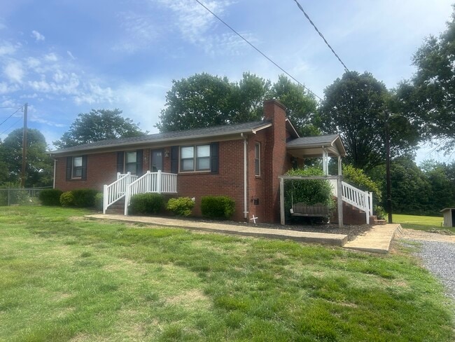 Building Photo - 3848 Davis Rd