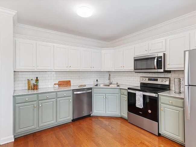 Kitchen - 1613 Brentwood Pointe