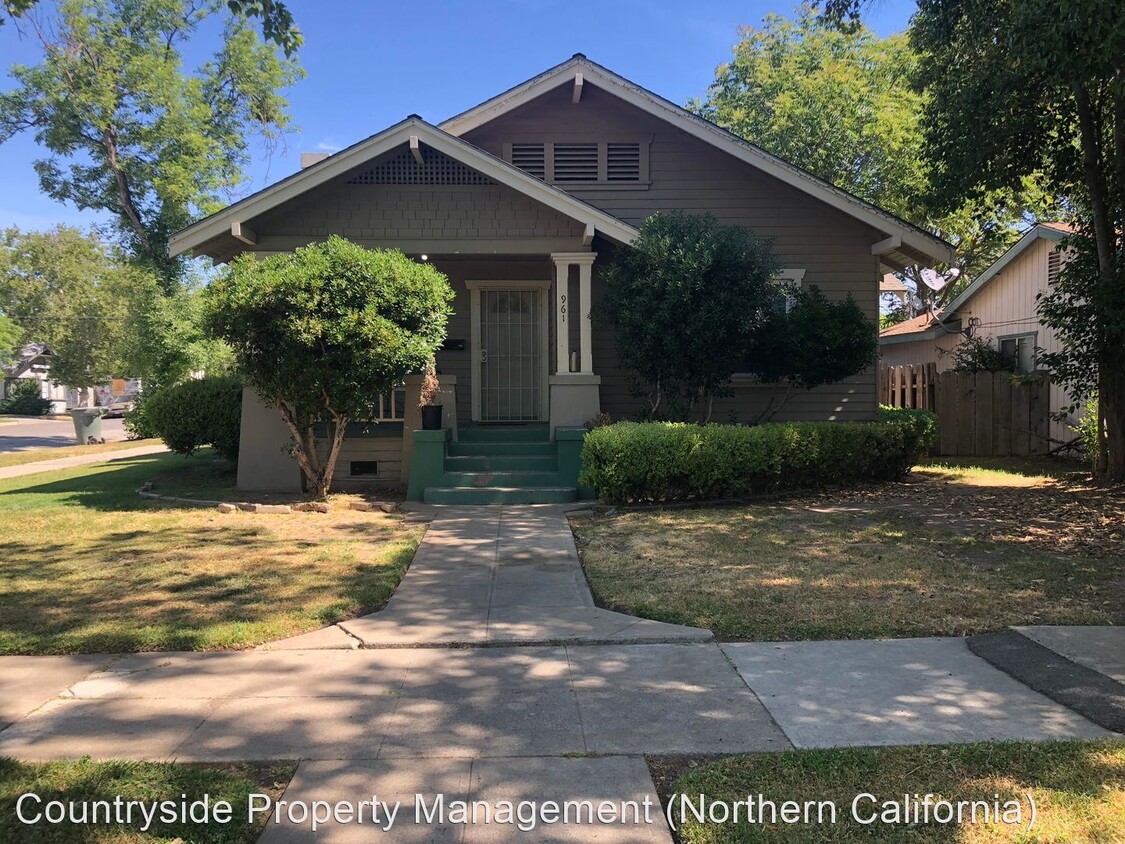 Foto principal - 3 br, 1 bath House - 961 W 19th St