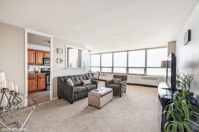 Foto del edificio - 4800 S Chicago Beach Dr