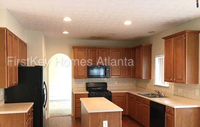 Building Photo - 3955 Medlock Park Dr SW