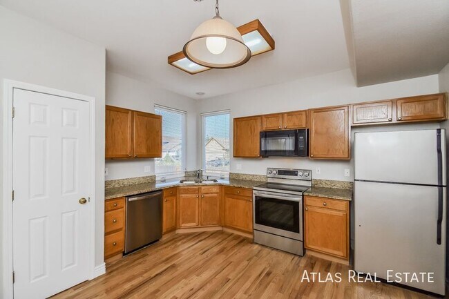 Foto del edificio - 1094 Clogger Ln