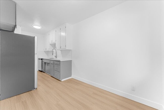 Foto del edificio - 6114 Cahuenga Blvd