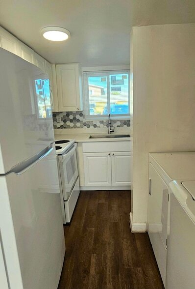 Foto del edificio - 1501 Crescent Cir