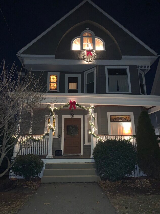 Building Photo - 90 Otis St