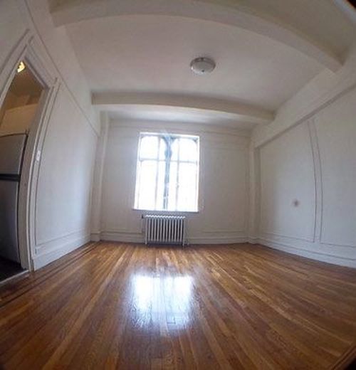 Foto del edificio - 208 W 23rd St