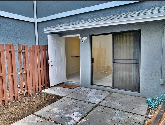 Foto del edificio - 13 N Crossings Cir