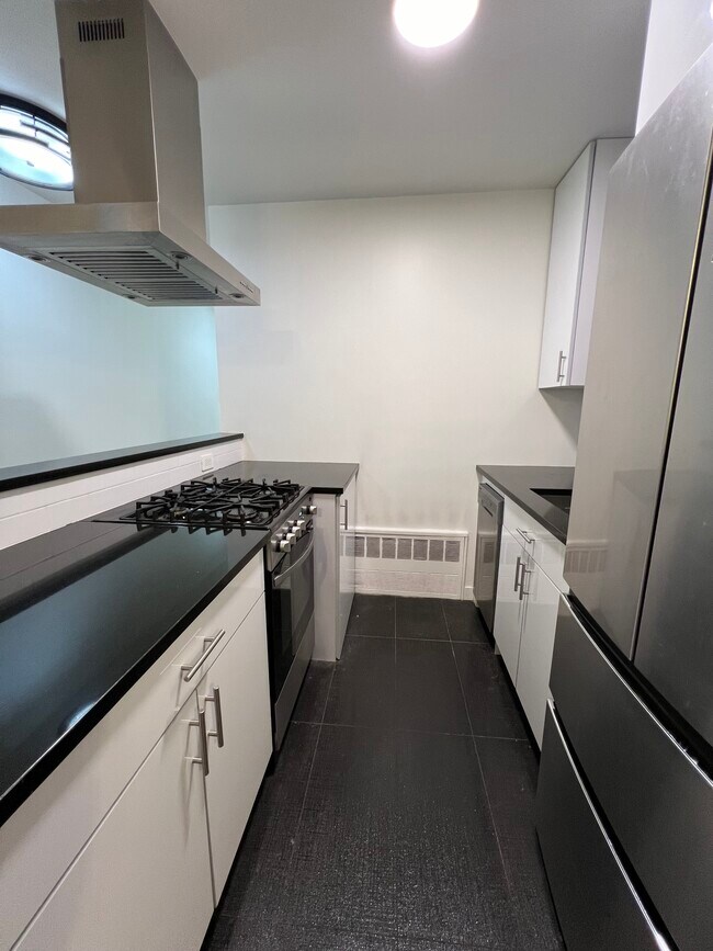 Foto del edificio - 504 W 135th St