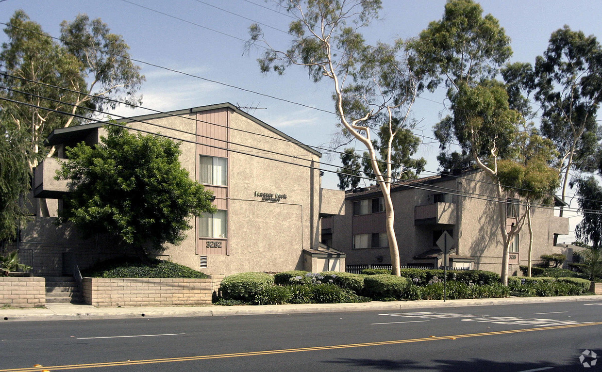 Building Photo - Frazier Park Apartments