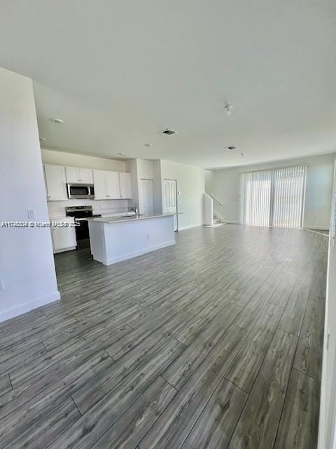 Foto del edificio - 514 Rivergrass St