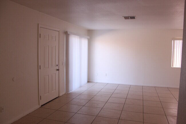 Foto del edificio - 33590 Shifting Sands Trail